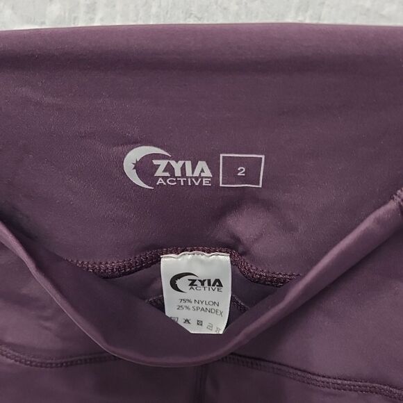 COPY - Zyia Plum Pocket Light n Tight Hi-rise Capri 20" - Picture 2 of 3